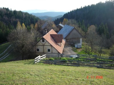 slika-kmetija 1.JPG
