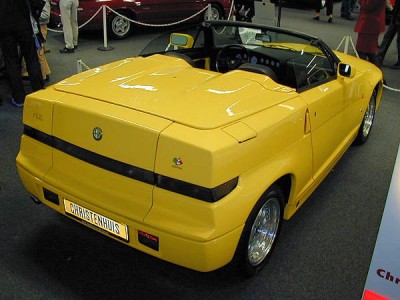 1993_Alfa_Romeo_RZ_r3q.jpg
