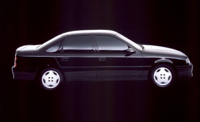 Vectra_A_2000___s_strani.jpg