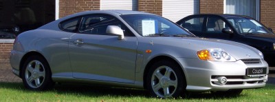 Hyundai_Coupé_2005.jpg