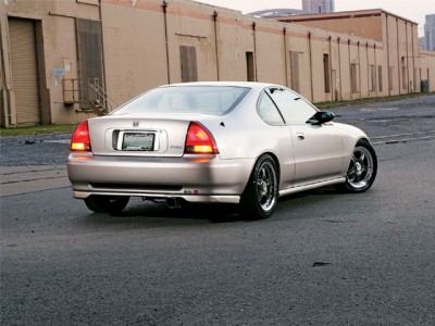 0704_ht_06_z+1996_honda_prelude+rear_view.jpg
