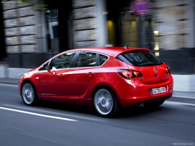 Opel-Astra_2010_800x600_wallpaper_2c.jpg