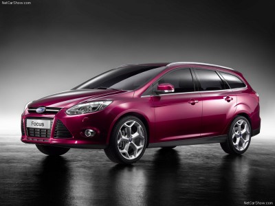 Ford-Focus_Estate_2011_800x600_wallpaper_01.jpg