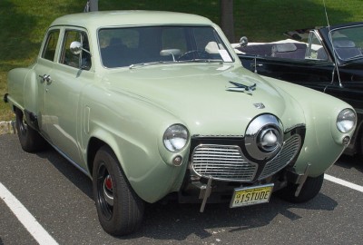 1951-Studebaker-Commando-green-fa-le.jpg