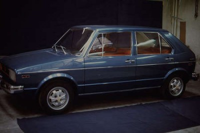 Golf-Giugiaro-predserijski (1).jpg