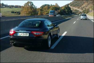 Maserati_quattroporte_grosu.jpg