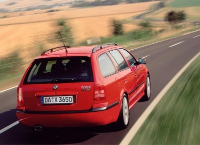 sk_octavia_combi_rs_07.jpg