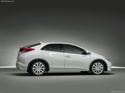 Honda-Civic_EU-Version_2012_800x600_wallpaper_0c.jpg