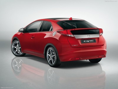 Honda-Civic_EU-Version_2012_800x600_wallpaper_46.jpg