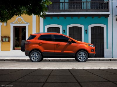 Ford-EcoSport_2013_800x600_wallpaper_03.jpg