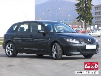 - MAZDA 3....jpg