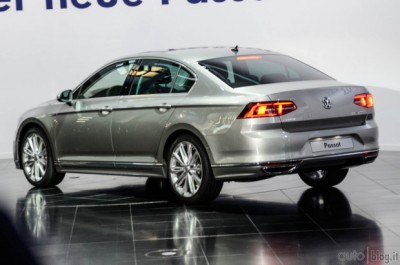 volkswagen-passat-2014-32.jpg