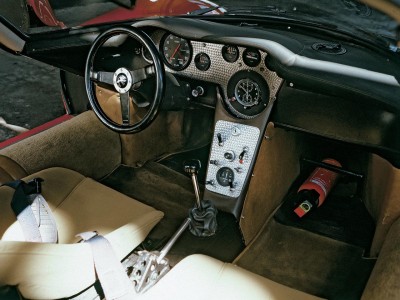 alfaromeotipo33stradale3.jpg