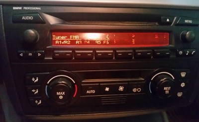 radio bmw.JPG