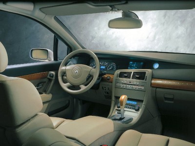 renault_vel_satis_03 interieur.jpg