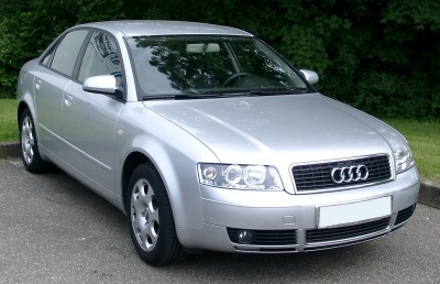 Audi_A4_B6_front_20080612.jpg