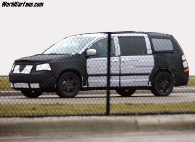 chrysler voyager.jpg