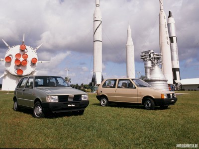 fiat_uno_1983_01_s.jpg