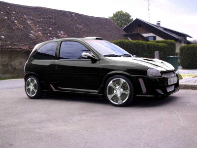 pagerjeva corsa 3 crome hood rhyms spoiler ....jpg