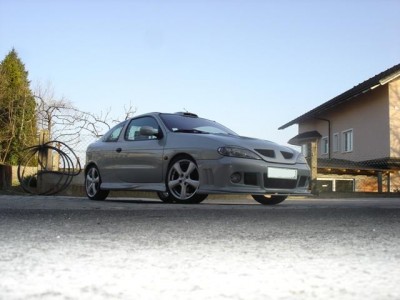 megane 001.jpg