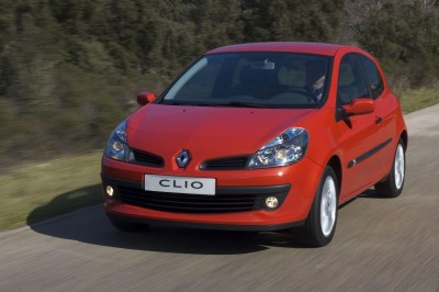 9749_HD_ren2005clioIII.jpg