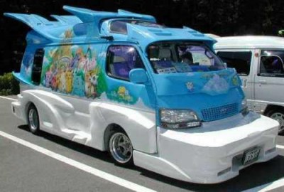 strange_car_2.jpg