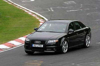 audi_rs4_2_big.jpg