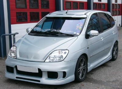 renault_scenic.jpg
