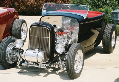 1932_Ford_Roadster_Boyd_Coddington_front_side_1.jpg