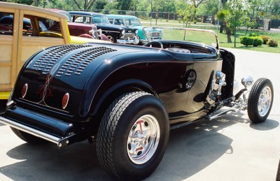 1932_Ford_Roadster_Boyd_Coddington_rear_side_1.jpg