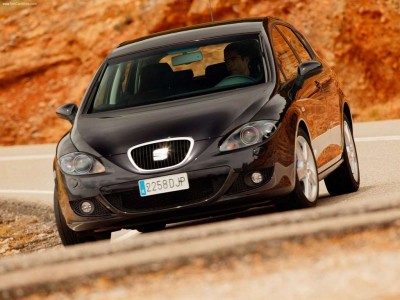 2006_Seat_Leon_1024x768_04.jpg