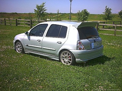 8292201_30_5_2006_ferari050p.jpg