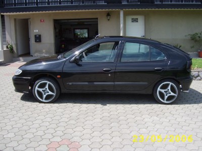 sta50018560991 copy1.jpg