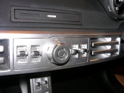 EVO-X-controls-1600.JPG