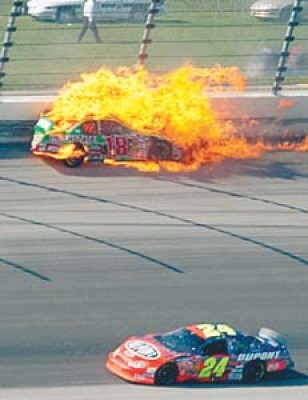 NASCAR%20CRASH.jpg