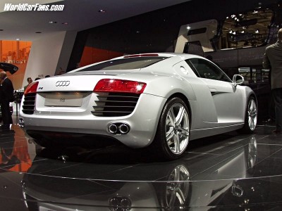 audi r8.jpg