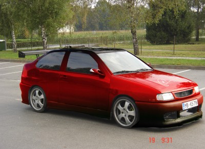 rdečo črn 1.jpg