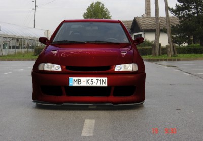seat3 prebarvan.jpg