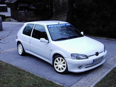 peugeot cudno prislo.jpg
