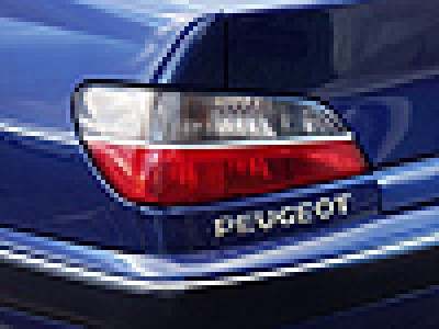 leftlightclosecopy5oc.jpg