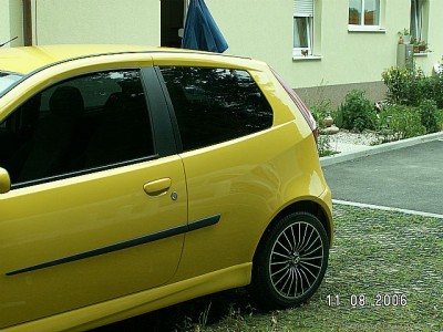 1105677_2.jpg