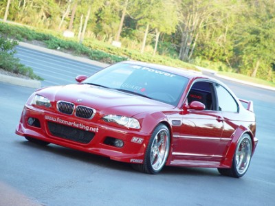 rdeč BMW.jpg