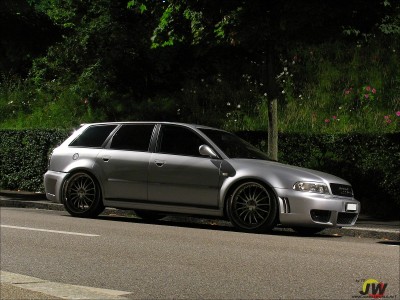 Audi RS4 005.jpg